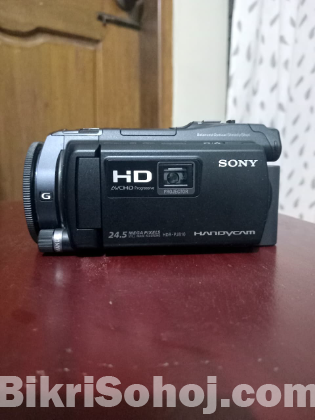 Sony HDR-PJ810 Handycam -Built in Projector, Great Condition